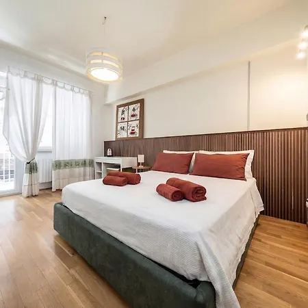 I Like 2 Apartment